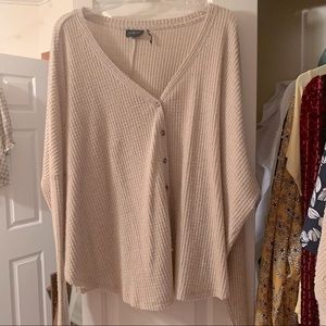 urban outfitters top!